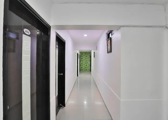 Hotel O Keshav Ahmedabad